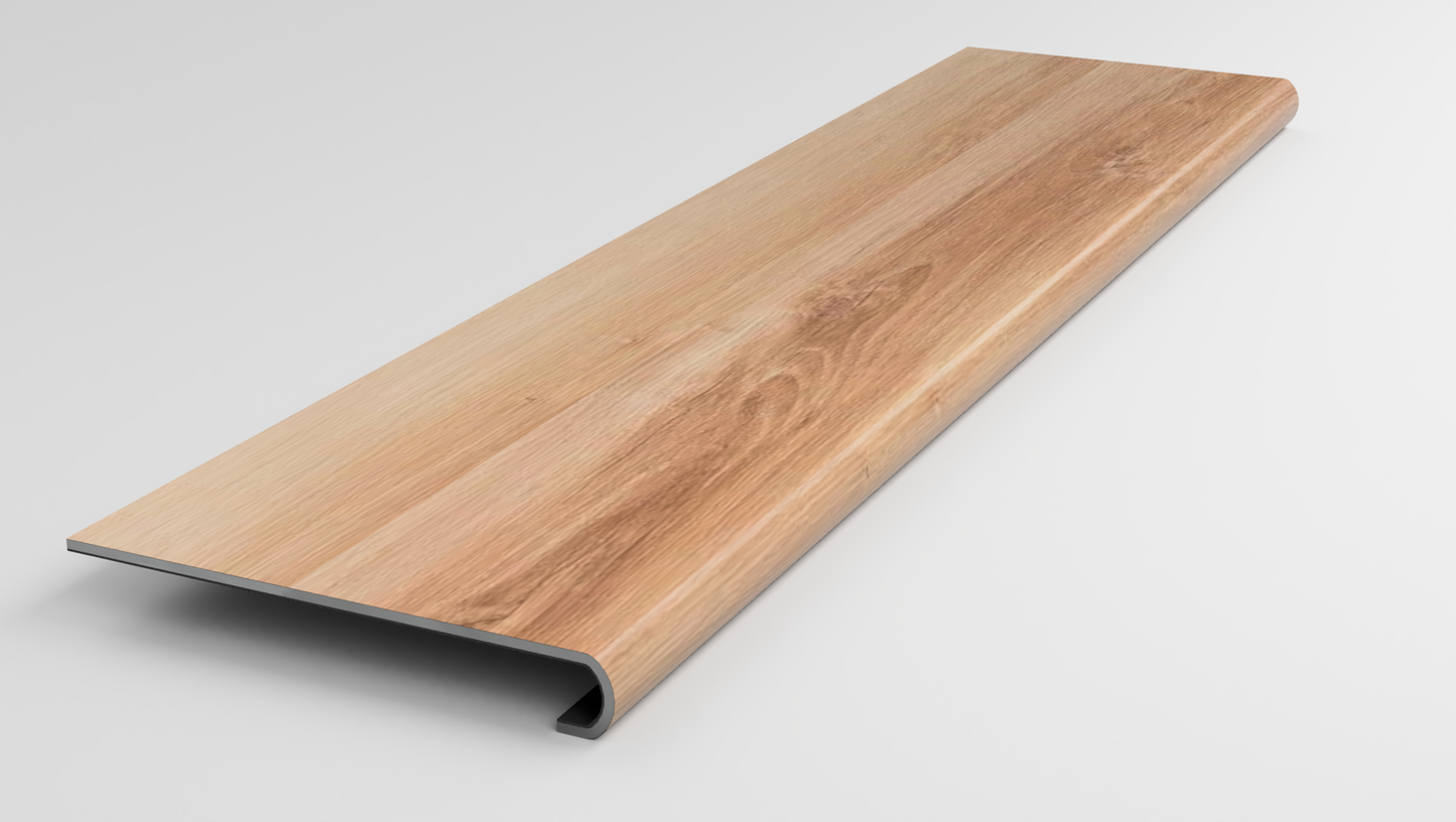 Hickory Rosslyn Stair Tread