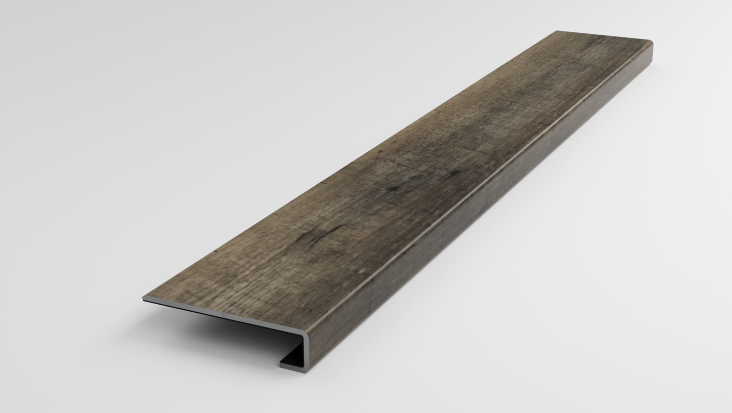 Korlok Reserve | Charred Weather Pine Stair Tread