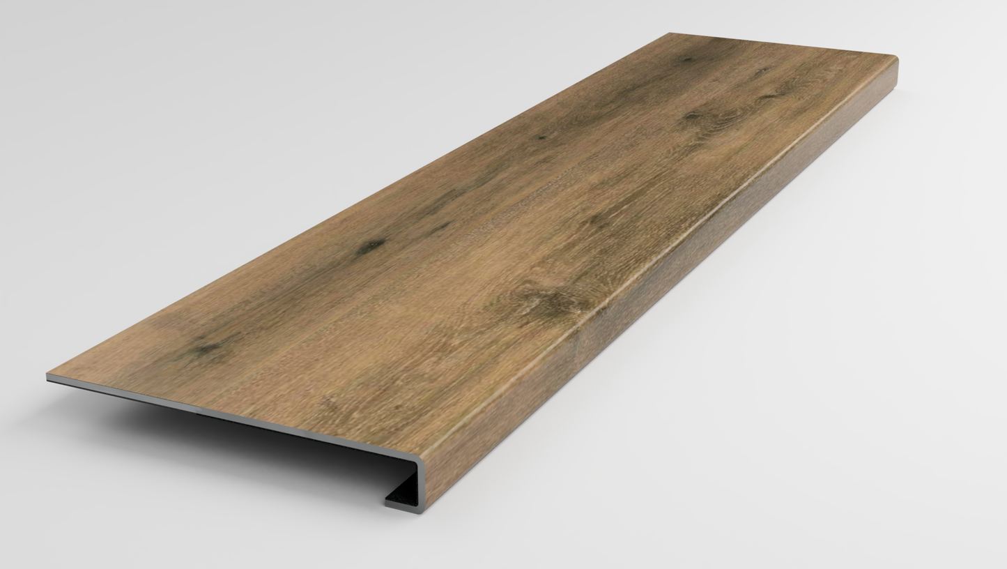 Beck Brown | Warm Brown Oak Stair Tread