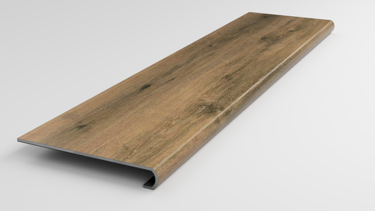 Beck Brown | Warm Brown Oak Stair Tread