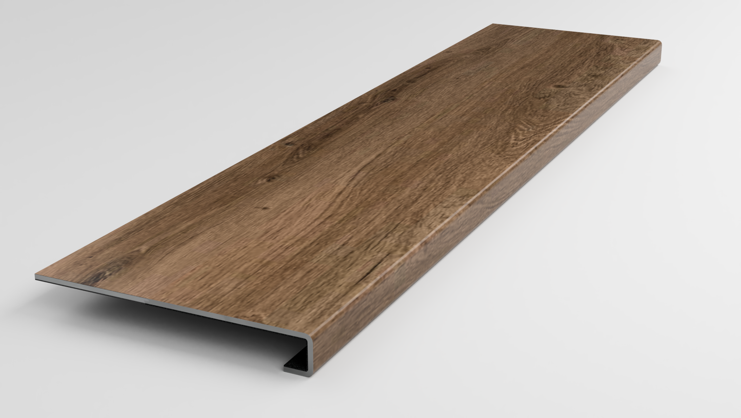Retro Revival | Cinnamon Bark Oak Stair Tread