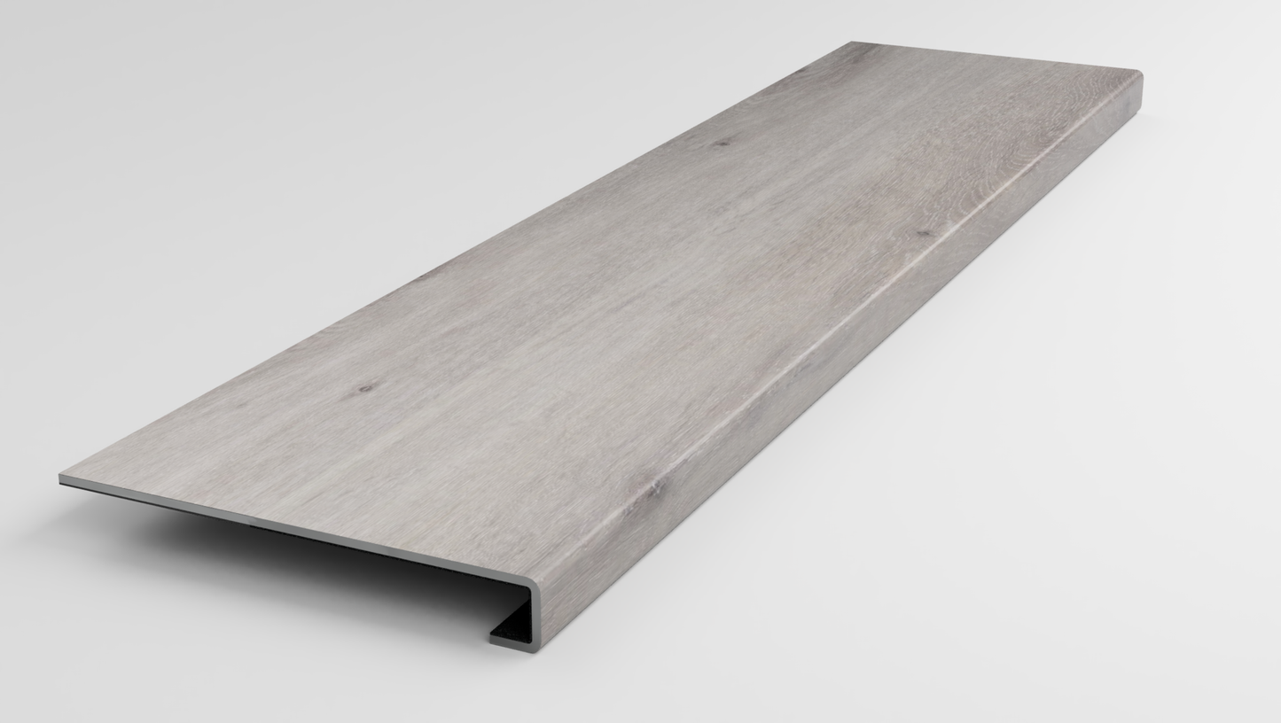 Enhanced | Conway Oak Stair Tread