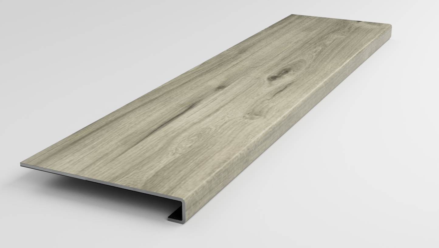 Daphne Oak Stair Tread