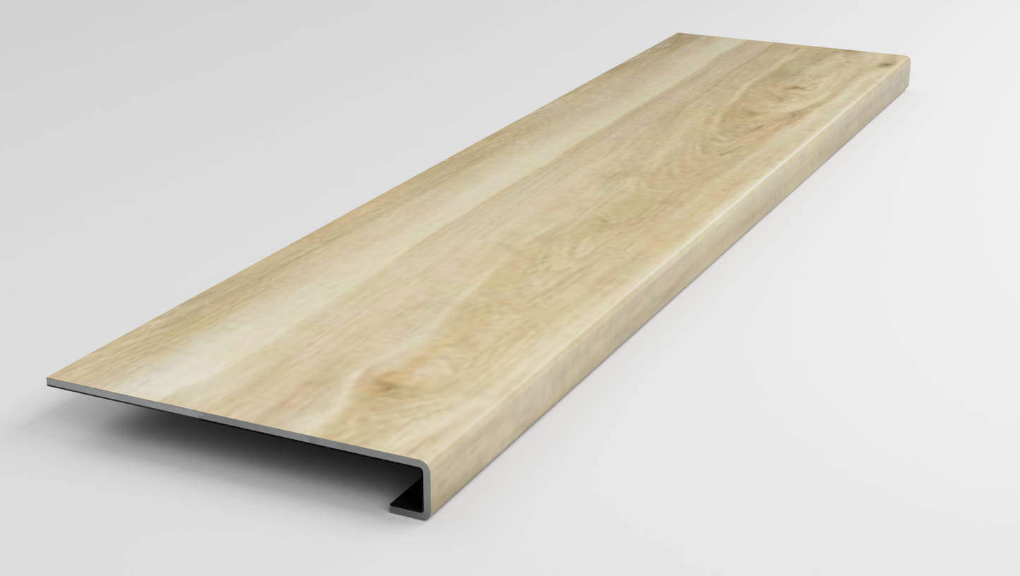 Diamond Core | Gold | Pecan Stair Tread