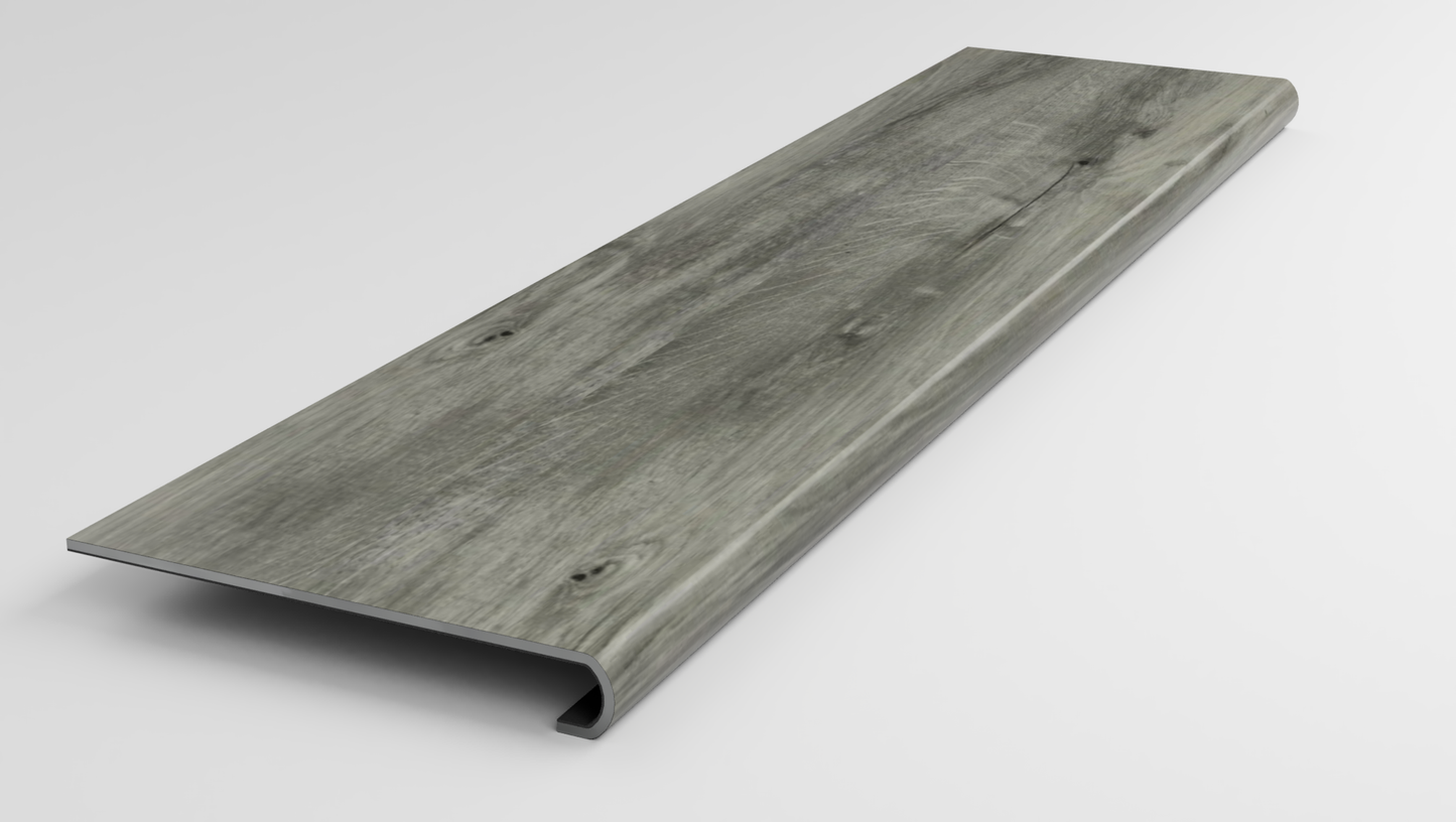 Korlok Reserve | Grey Oiled Oak Stair Tread