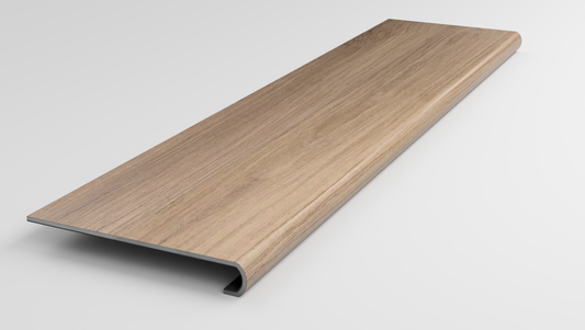 Floorte | Distinction Plus | Hazelnut Brown Stair Tread