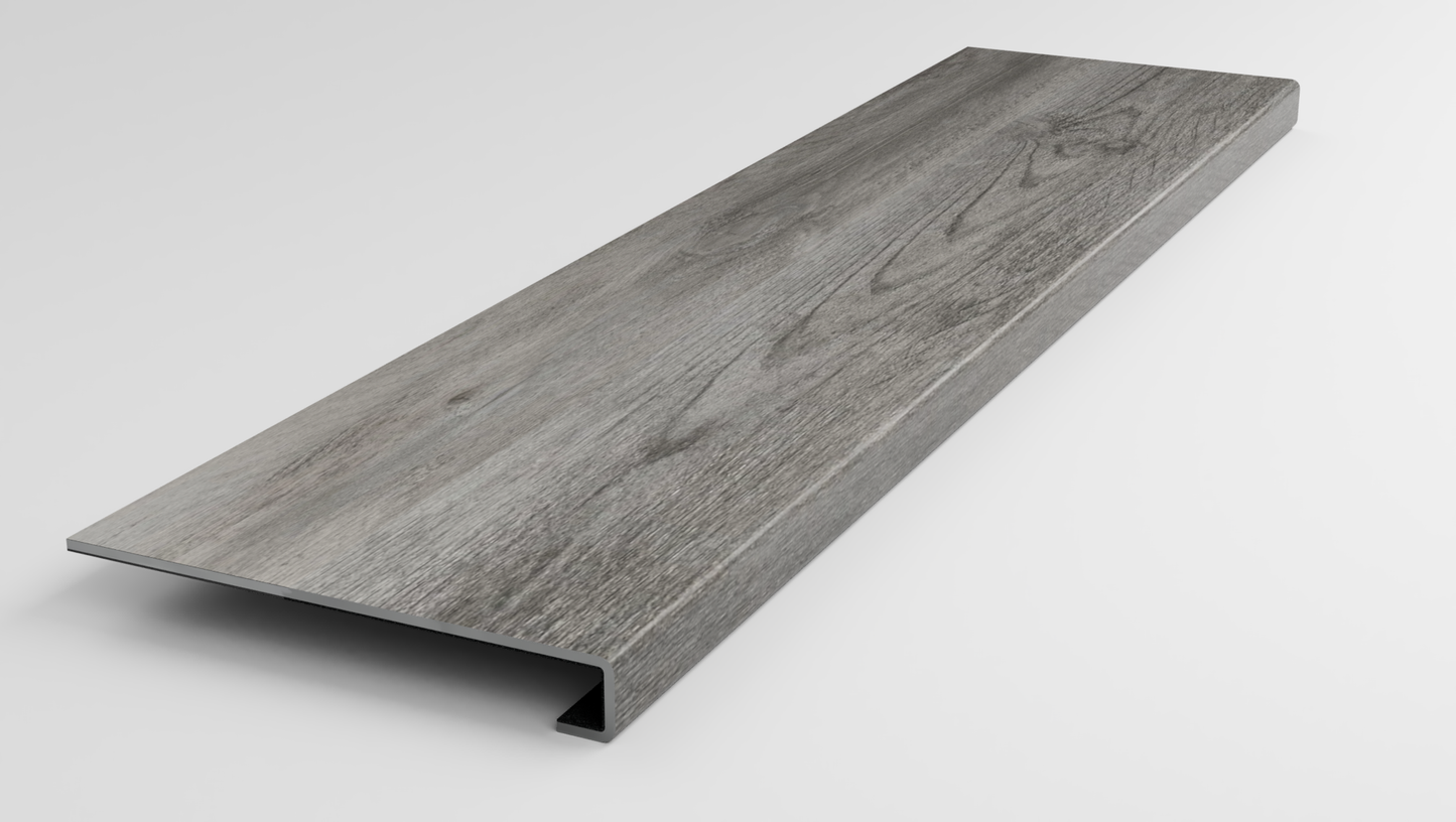 Everlife | Cyrus 2.0 | Katella Ash Stair Tread