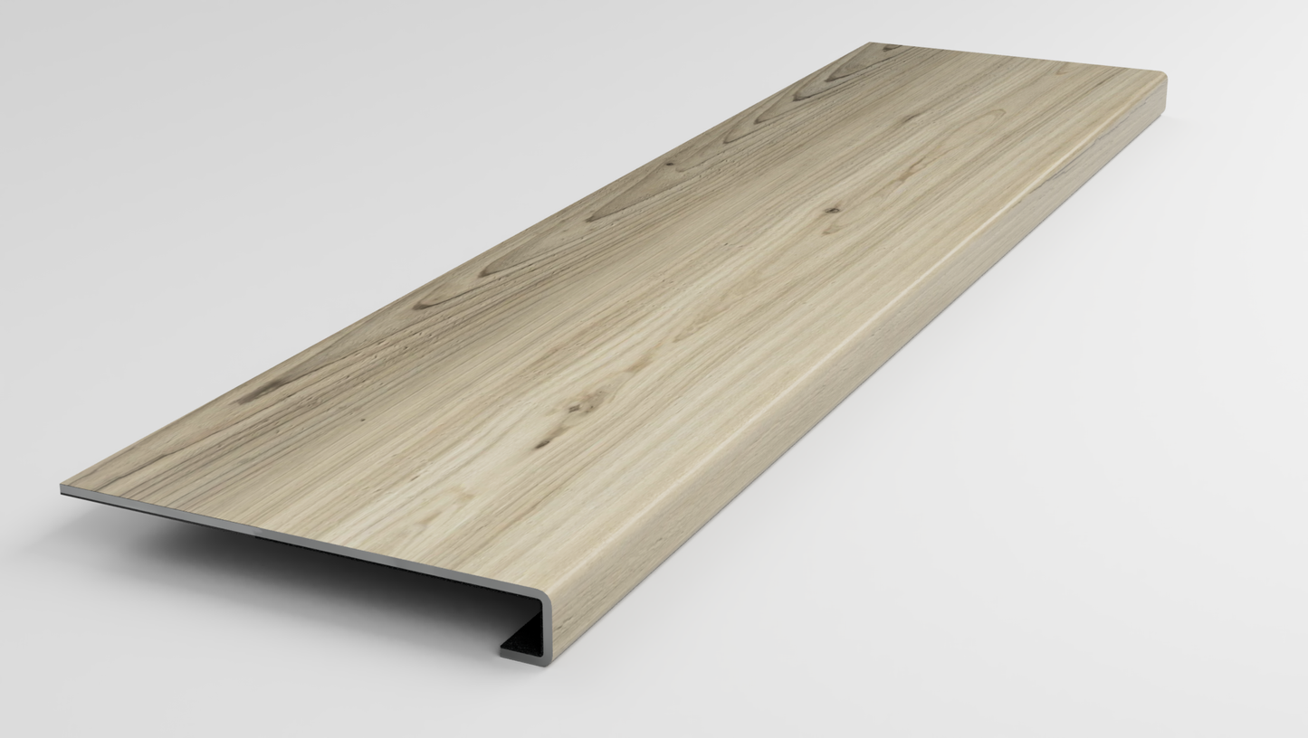 Floorte | Distinction Plus | Light Pine Stair Tread