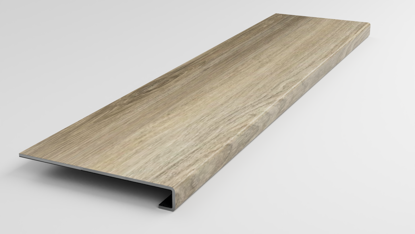 Mekong Delta 4.5 | Sweeper Beige Stair Tread