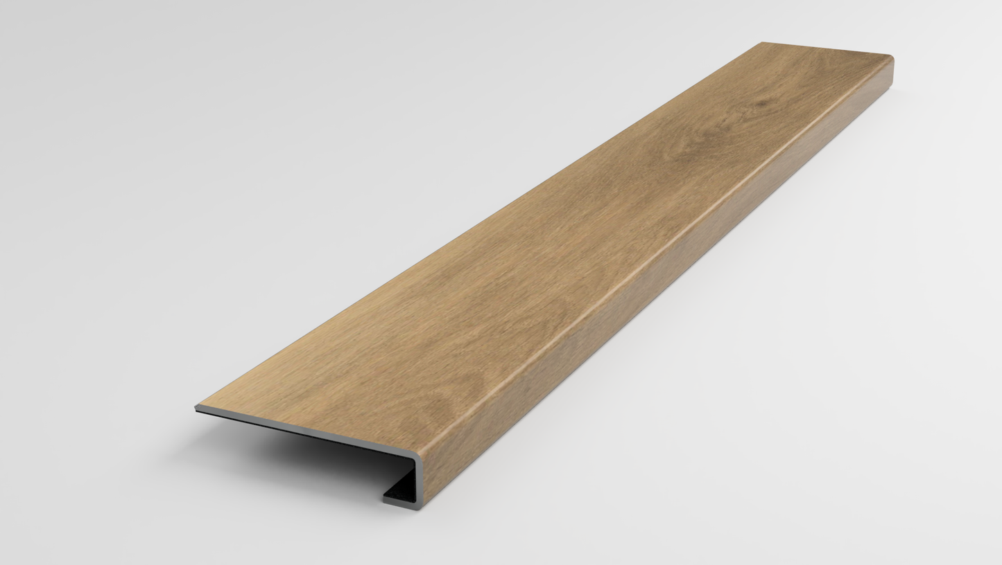 TX101 | Timeless Oak Stair Tread
